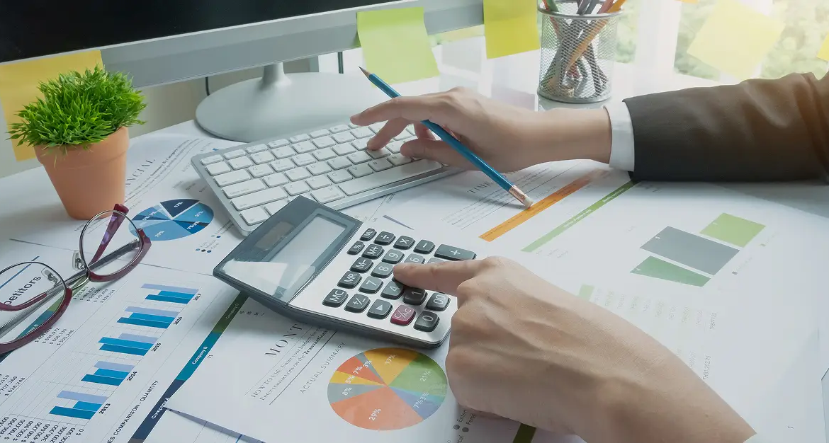 How Professional Accountants Support Business Growth in London